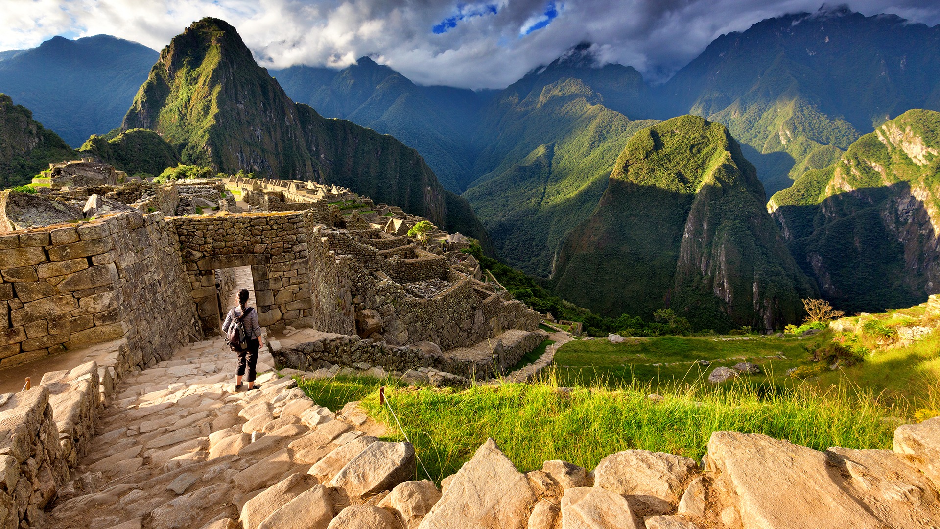 Machu Picchu Full Day Tour by Train – Your Ultimate Adventure